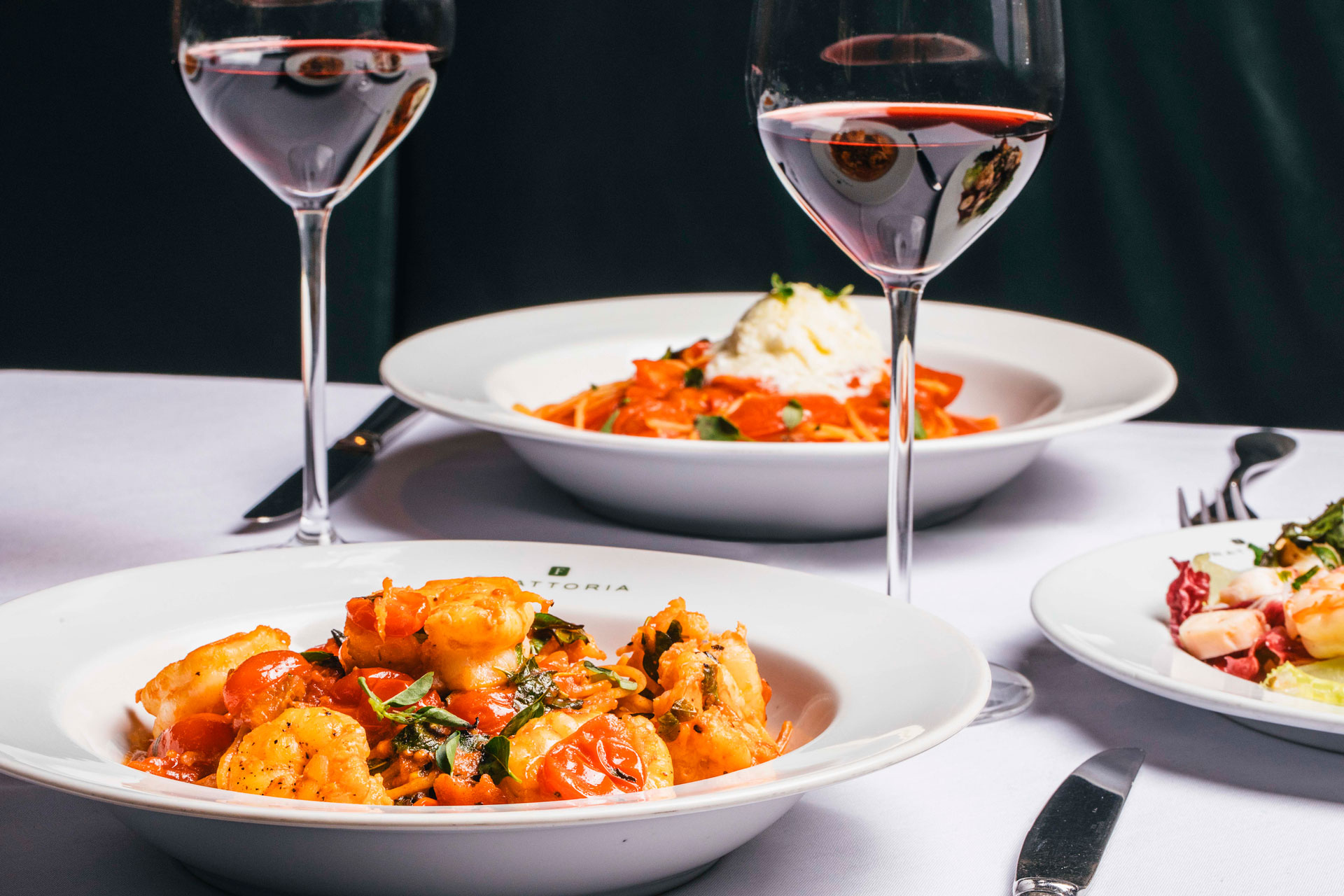 Spaghetti Integrali con Gamberetti e Pomodorini al Vino Bianco