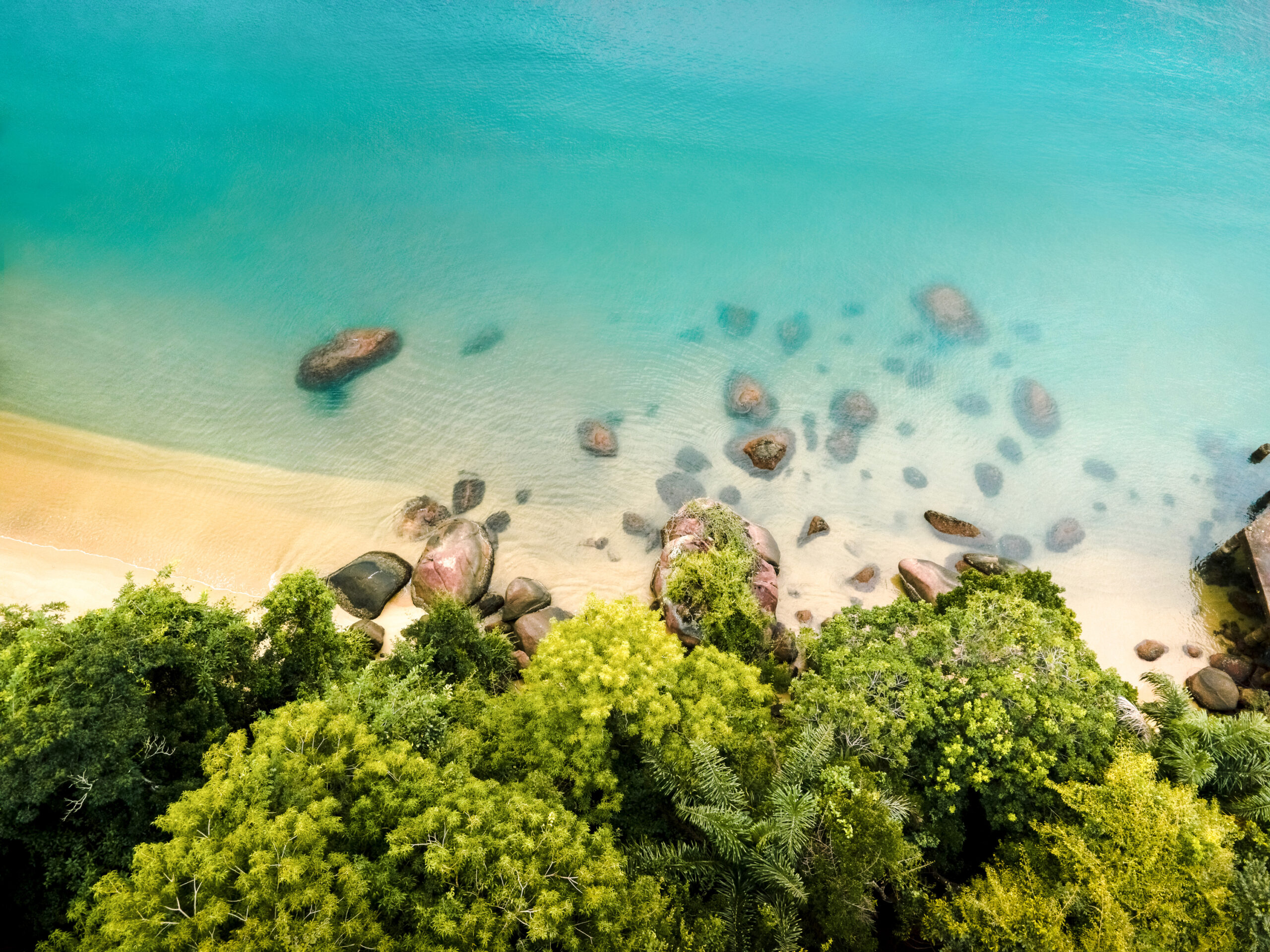 (Português do Brasil) Praia Mangues (Caminhada Secreta)